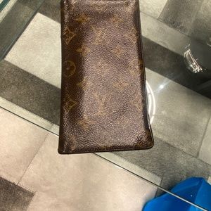Louis Vuitton Men’s Wallet